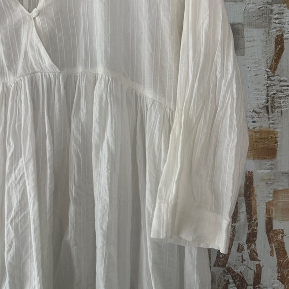 HD in Paris 3/4 sleeve blouse - Picture 2 of 4